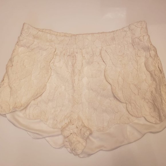 Bahamian Floral Beach Shorts - Picture 1 of 1